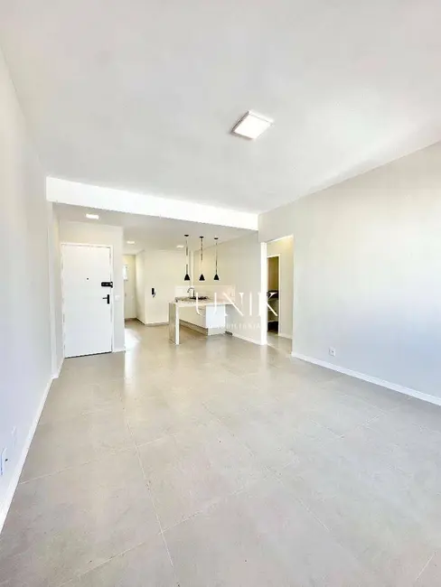 Apartamento com 2 quartos à venda, 80m2 em Icaraí, Niteroi - RJ - imagem 3 Foto 3 de Apartamento com 2 quartos à venda, 80m2 em Icaraí, Niteroi - RJ