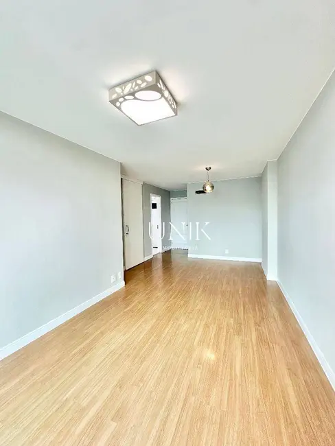 Apartamento com 3 quartos à venda, 101m2 em Icaraí, Niteroi - RJ - imagem 4 Foto 4 de Apartamento com 3 quartos à venda, 101m2 em Icaraí, Niteroi - RJ