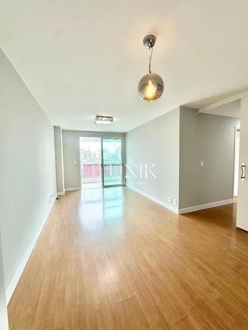 Apartamento com 3 quartos à venda, 101m2 em Icaraí, Niteroi - RJ - imagem 2 Foto 2 de Apartamento com 3 quartos à venda, 101m2 em Icaraí, Niteroi - RJ