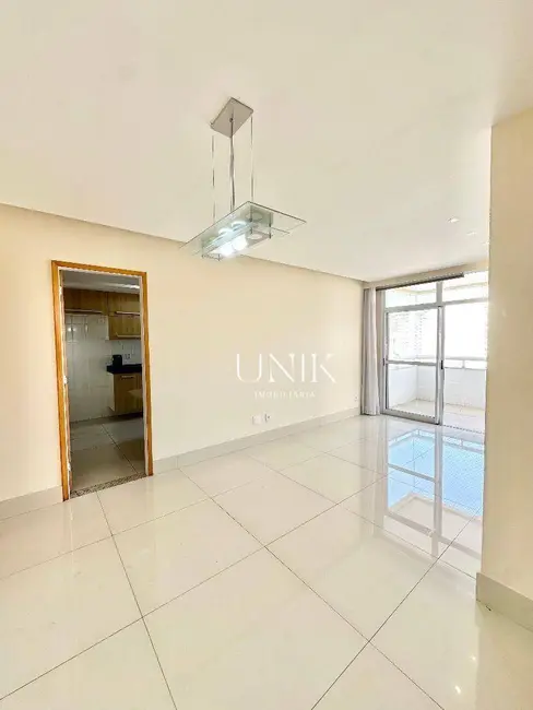 Apartamento com 2 quartos à venda, 75m2 em Icaraí, Niteroi - RJ - imagem 3 Foto 3 de Apartamento com 2 quartos à venda, 75m2 em Icaraí, Niteroi - RJ