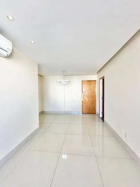 Apartamento com 2 quartos à venda, 75m2 em Icaraí, Niteroi - RJ - imagem 7 Foto 7 de Apartamento com 2 quartos à venda, 75m2 em Icaraí, Niteroi - RJ