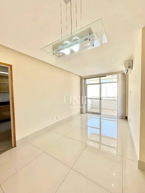 Apartamento com 2 quartos à venda, 75m2 em Icaraí, Niteroi - RJ - imagem 4 Foto 4 de Apartamento com 2 quartos à venda, 75m2 em Icaraí, Niteroi - RJ