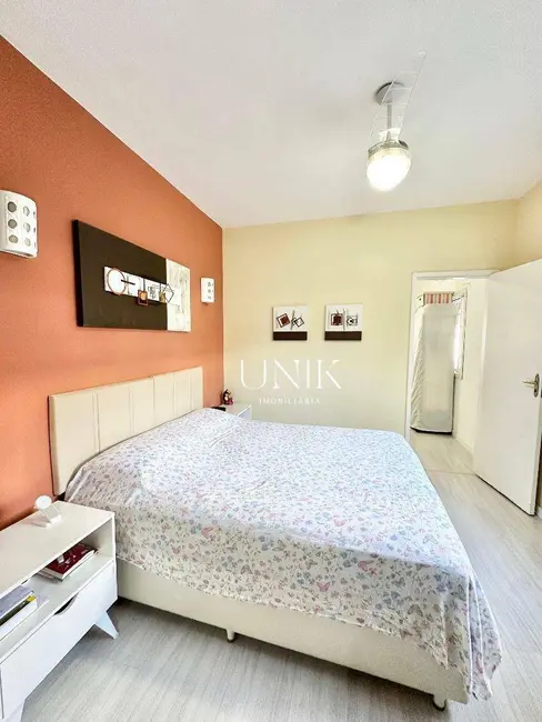 Foto 8 de Casa com 4 quartos à venda, 331m2 em Piratininga, Niteroi - RJ
