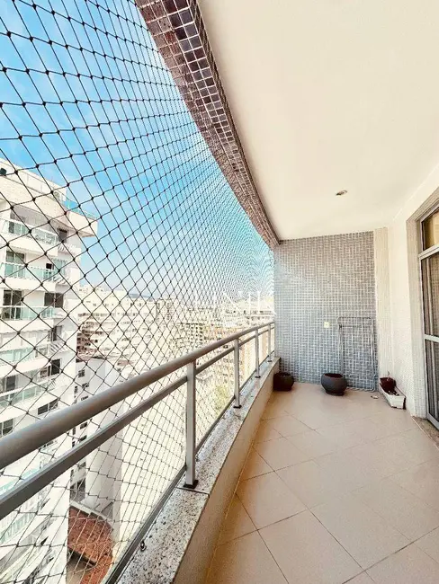 Cobertura com 5 quartos à venda, 330m2 em Icaraí, Niteroi - RJ - imagem 2 Foto 2 de Cobertura com 5 quartos à venda, 330m2 em Icaraí, Niteroi - RJ
