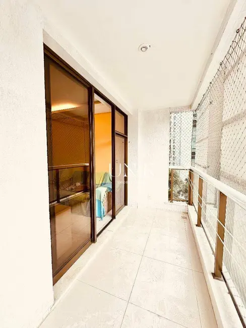 Apartamento com 3 quartos à venda, 110m2 em Icaraí, Niteroi - RJ - imagem 3 Foto 3 de Apartamento com 3 quartos à venda, 110m2 em Icaraí, Niteroi - RJ