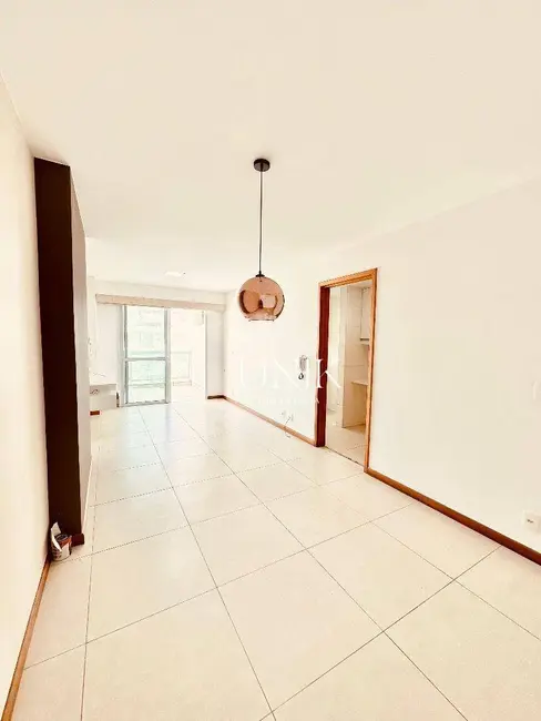 Apartamento com 3 quartos à venda, 100m2 em Icaraí, Niteroi - RJ - imagem 4 Foto 4 de Apartamento com 3 quartos à venda, 100m2 em Icaraí, Niteroi - RJ