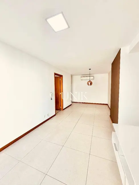 Apartamento com 3 quartos à venda, 100m2 em Icaraí, Niteroi - RJ - imagem 9 Foto 9 de Apartamento com 3 quartos à venda, 100m2 em Icaraí, Niteroi - RJ