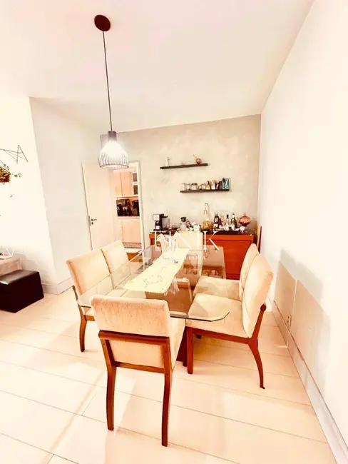 Apartamento com 2 quartos à venda, 80m2 em Icaraí, Niteroi - RJ - imagem 2 Foto 2 de Apartamento com 2 quartos à venda, 80m2 em Icaraí, Niteroi - RJ