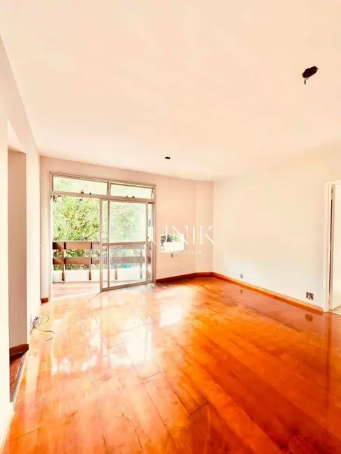 Apartamento com 2 quartos à venda, 78m2 em Icaraí, Niteroi - RJ - imagem 2 Foto 2 de Apartamento com 2 quartos à venda, 78m2 em Icaraí, Niteroi - RJ