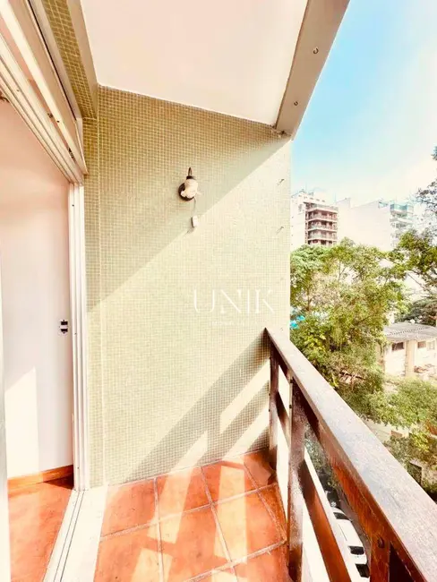 Apartamento com 2 quartos à venda, 78m2 em Icaraí, Niteroi - RJ - imagem 9 Foto 9 de Apartamento com 2 quartos à venda, 78m2 em Icaraí, Niteroi - RJ
