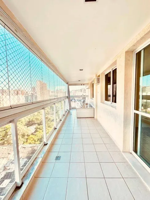 Apartamento com 3 quartos à venda, 110m2 em Icaraí, Niteroi - RJ - imagem 1 Foto 1 de Apartamento com 3 quartos à venda, 110m2 em Icaraí, Niteroi - RJ