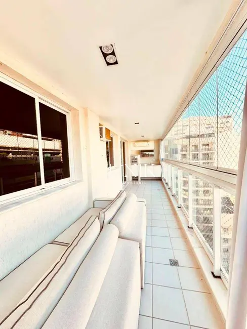 Apartamento com 3 quartos à venda, 110m2 em Icaraí, Niteroi - RJ - imagem 4 Foto 4 de Apartamento com 3 quartos à venda, 110m2 em Icaraí, Niteroi - RJ