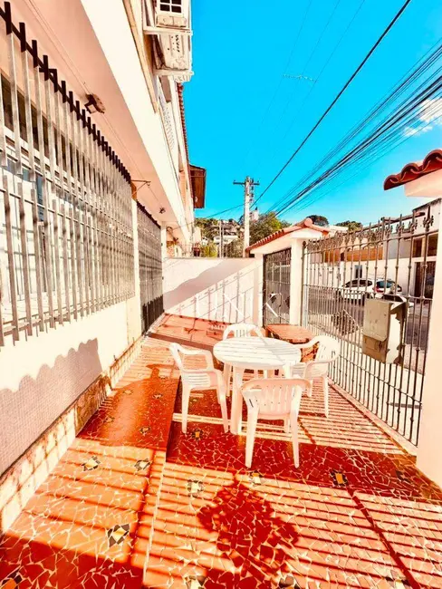Foto 1 de Casa com 4 quartos à venda, 300m2 em Icaraí, Niteroi - RJ