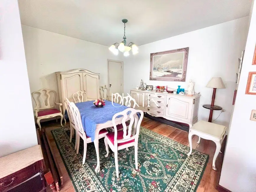 Apartamento com 4 quartos à venda, 180m2 em Icaraí, Niteroi - RJ - imagem 8 Foto 8 de Apartamento com 4 quartos à venda, 180m2 em Icaraí, Niteroi - RJ