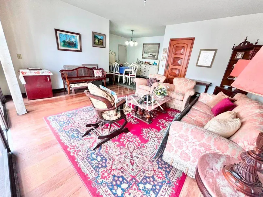 Apartamento com 4 quartos à venda, 180m2 em Icaraí, Niteroi - RJ - imagem 7 Foto 7 de Apartamento com 4 quartos à venda, 180m2 em Icaraí, Niteroi - RJ