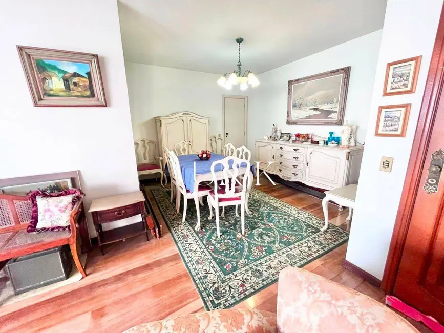 Apartamento com 4 quartos à venda, 180m2 em Icaraí, Niteroi - RJ - imagem 4 Foto 4 de Apartamento com 4 quartos à venda, 180m2 em Icaraí, Niteroi - RJ