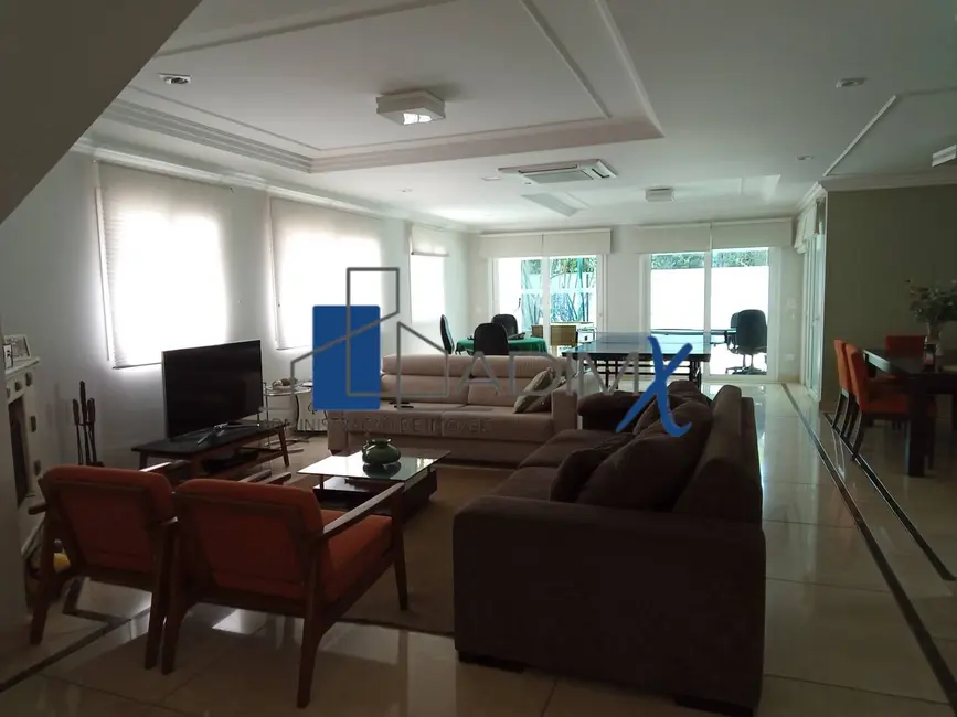 Casa de Condomínio com 5 quartos à venda, 489m2 em Alphaville, Santana De Parnaiba - SP - imagem 6 Foto 6 de Casa de Condomínio com 5 quartos à venda, 489m2 em Alphaville, Santana De Parnaiba - SP