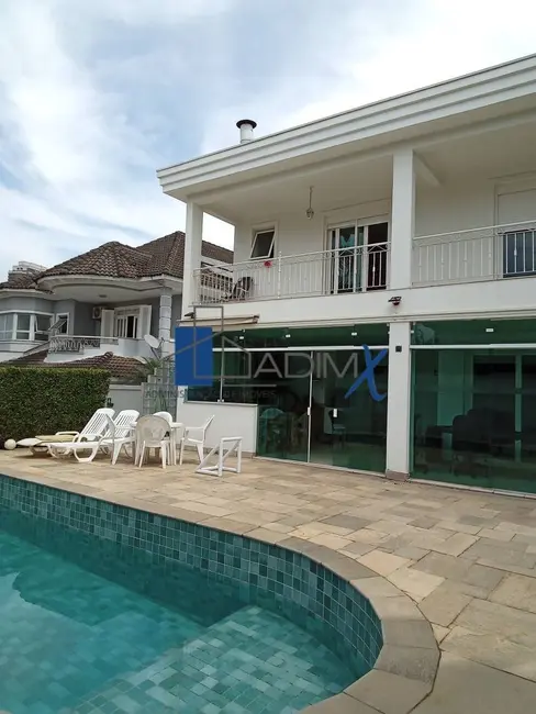 Casa de Condomínio com 5 quartos à venda, 489m2 em Alphaville, Santana De Parnaiba - SP - imagem 2 Foto 2 de Casa de Condomínio com 5 quartos à venda, 489m2 em Alphaville, Santana De Parnaiba - SP