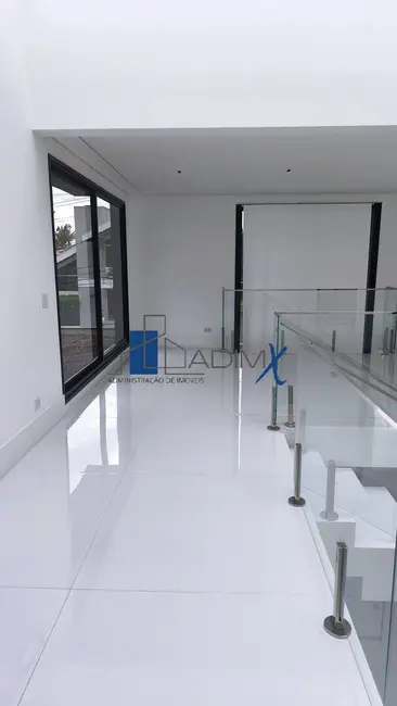 Casa de Condomínio com 4 quartos para alugar, 450m2 em Barueri - SP - imagem 6 Foto 6 de Casa de Condomínio com 4 quartos para alugar, 450m2 em Barueri - SP