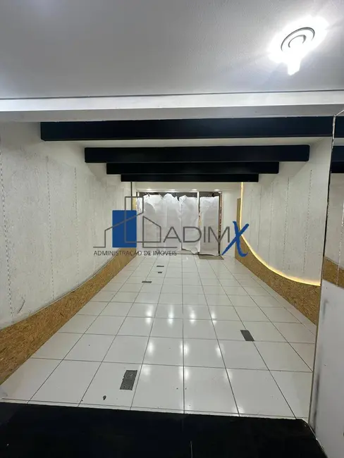 Loja para alugar, 32m2 em Barueri - SP - imagem 1 Foto 1 de Loja para alugar, 32m2 em Barueri - SP