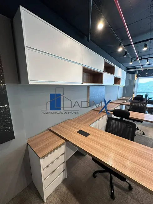 Foto 8 de Sala Comercial para alugar, 100m2 em Green Valley Alphaville, Barueri - SP