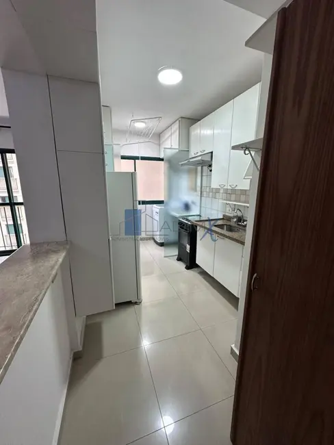 Foto 8 de Apartamento com 3 quartos para alugar, 77m2 em Barueri - SP