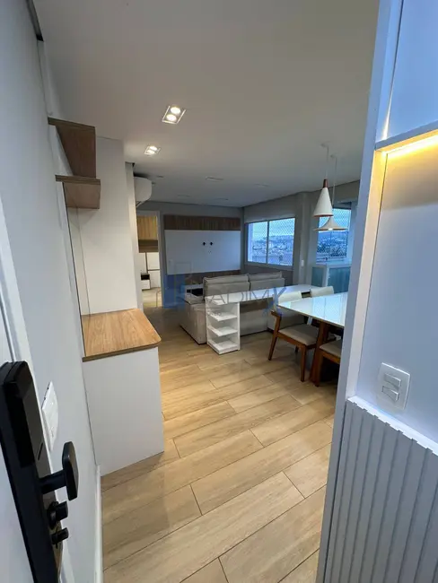 Foto 2 de Apartamento com 1 quarto para alugar, 48m2 em Alphaville Empresarial, Barueri - SP