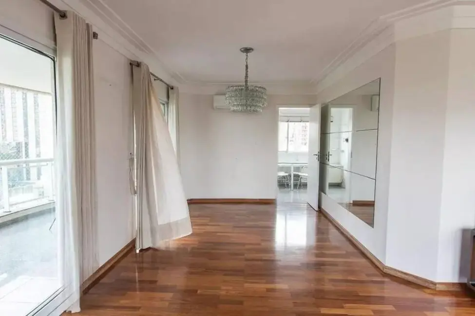 Apartamento com 4 quartos à venda, 200m2 em Vila Mariana, São Paulo - SP - imagem 6 Foto 6 de Apartamento com 4 quartos à venda, 200m2 em Vila Mariana, São Paulo - SP