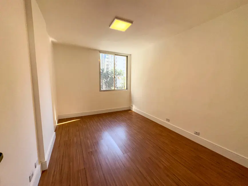 Apartamento com 3 quartos à venda, 165m2 em Bela Vista, São Paulo - SP - imagem 3 Foto 3 de Apartamento com 3 quartos à venda, 165m2 em Bela Vista, São Paulo - SP