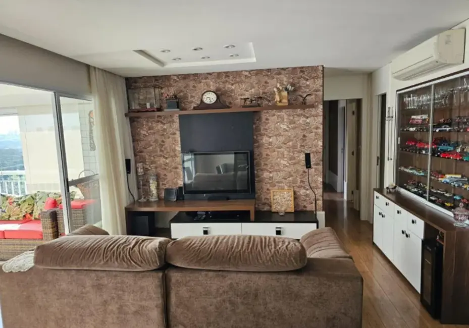 Apartamento com 3 quartos à venda, 117m2 em Jardim Marajoara, São Paulo - SP - imagem 9 Foto 9 de Apartamento com 3 quartos à venda, 117m2 em Jardim Marajoara, São Paulo - SP