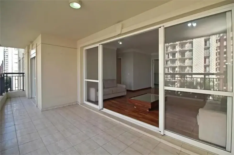 Foto 3 de Apartamento com 3 quartos à venda, 125m2 em Moema, São Paulo - SP