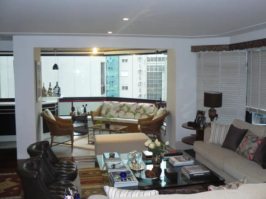 Foto 1 de Apartamento com 4 quartos à venda, 181m2 em Itaim Bibi, São Paulo - SP