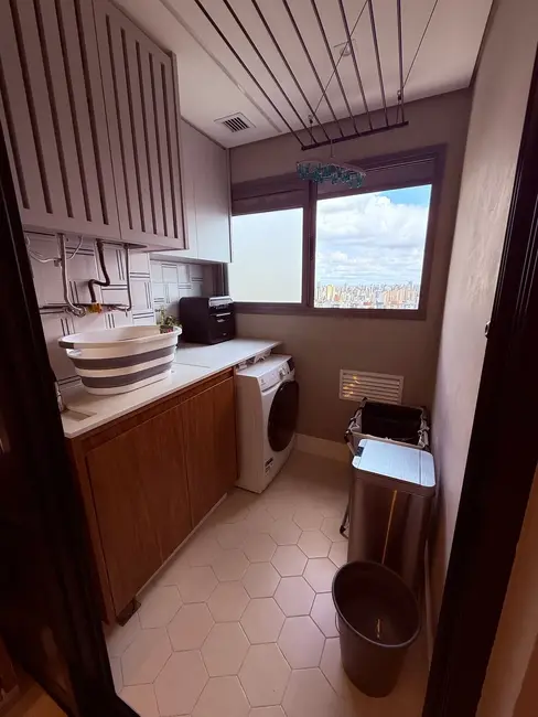 Apartamento com 3 quartos à venda, 110m2 em Vila Mariana, São Paulo - SP - imagem 8 Foto 8 de Apartamento com 3 quartos à venda, 110m2 em Vila Mariana, São Paulo - SP