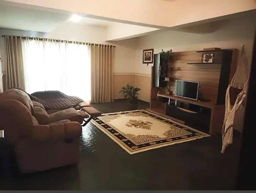 Foto 1 de Casa com 3 quartos à venda, 242m2 em Vila Brasílio Machado, São Paulo - SP