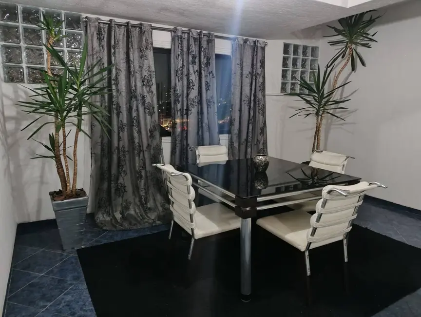 Foto 4 de Casa com 3 quartos à venda, 242m2 em Vila Brasílio Machado, São Paulo - SP