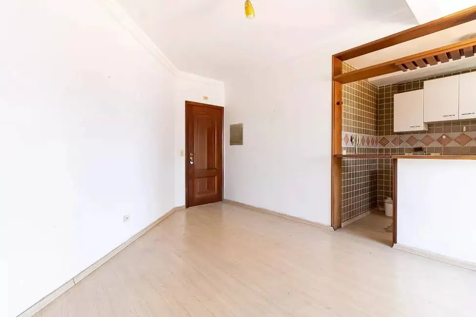 Apartamento com 1 quarto à venda, 40m2 em Aclimação, São Paulo - SP - imagem 2 Foto 2 de Apartamento com 1 quarto à venda, 40m2 em Aclimação, São Paulo - SP