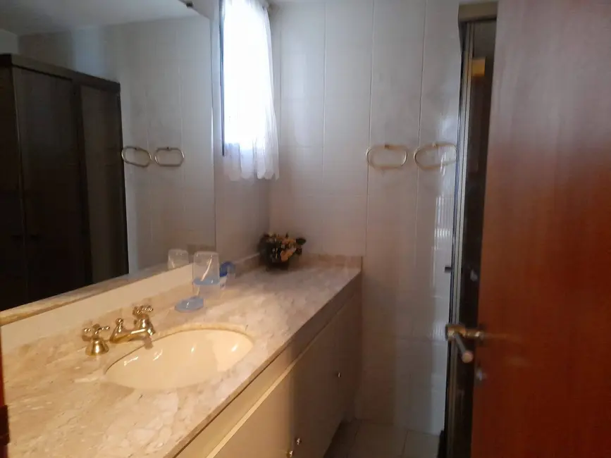 Apartamento com 4 quartos à venda, 275m2 em Indianópolis, São Paulo - SP - imagem 9 Foto 9 de Apartamento com 4 quartos à venda, 275m2 em Indianópolis, São Paulo - SP