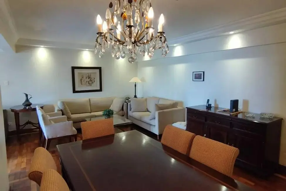 Apartamento com 3 quartos à venda, 146m2 em Aclimação, São Paulo - SP - imagem 4 Foto 4 de Apartamento com 3 quartos à venda, 146m2 em Aclimação, São Paulo - SP