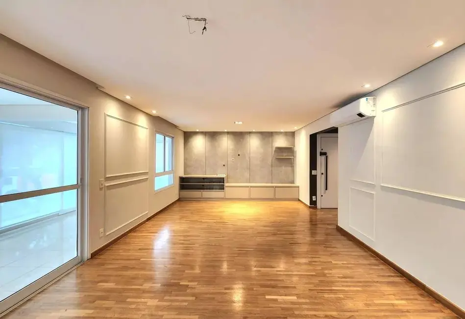 Foto 2 de Apartamento com 4 quartos à venda, 210m2 em Vila Olímpia, São Paulo - SP