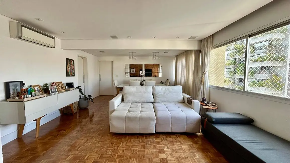 Foto 2 de Apartamento com 3 quartos à venda, 124m2 em Vila Olímpia, São Paulo - SP