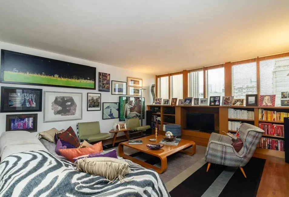 Apartamento com 3 quartos à venda, 256m2 em Jardim Paulista, São Paulo - SP - imagem 2 Foto 2 de Apartamento com 3 quartos à venda, 256m2 em Jardim Paulista, São Paulo - SP