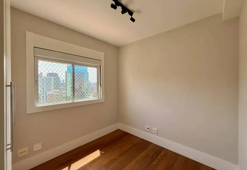 Apartamento à venda, 138m2 em Santo Amaro, São Paulo - SP - imagem 9 Foto 9 de Apartamento à venda, 138m2 em Santo Amaro, São Paulo - SP