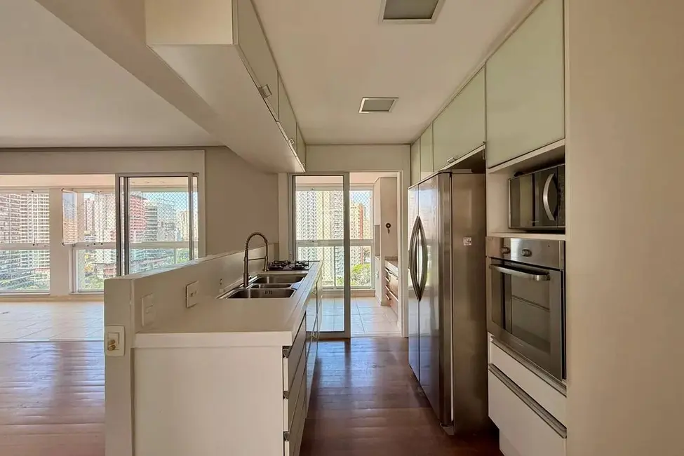 Apartamento à venda, 138m2 em Santo Amaro, São Paulo - SP - imagem 6 Foto 6 de Apartamento à venda, 138m2 em Santo Amaro, São Paulo - SP