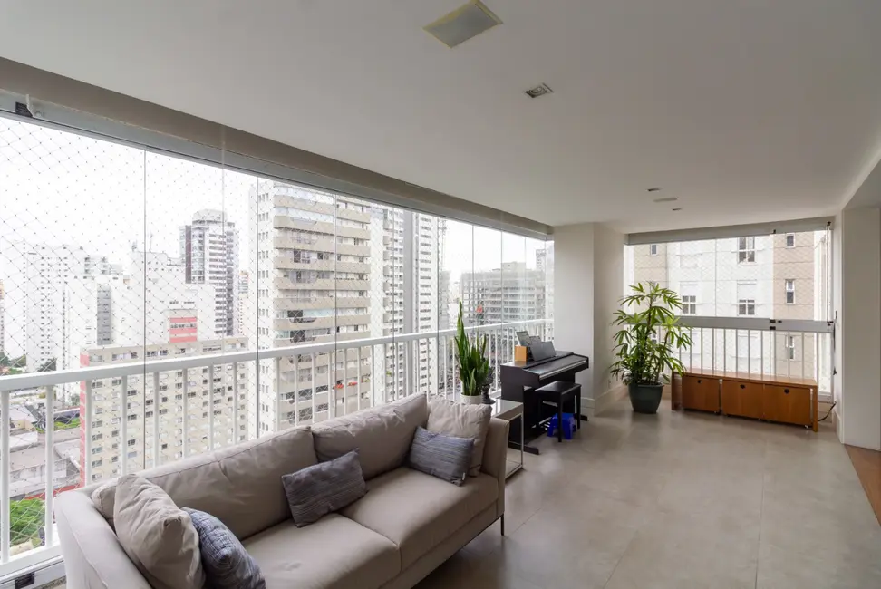 Foto 1 de Apartamento com 4 quartos à venda, 182m2 em Moema, São Paulo - SP