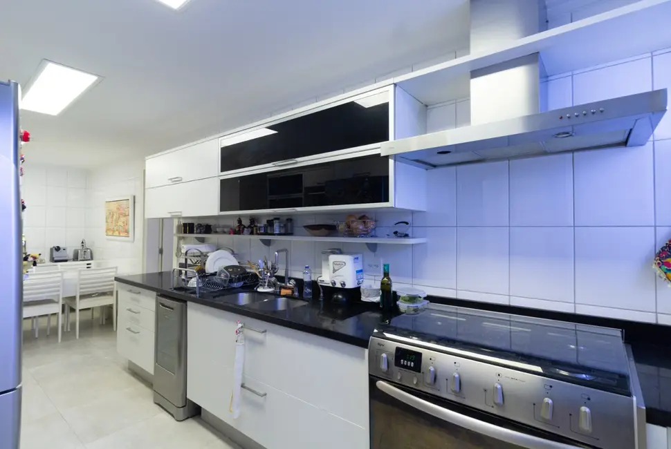 Foto 9 de Apartamento com 4 quartos à venda, 182m2 em Moema, São Paulo - SP