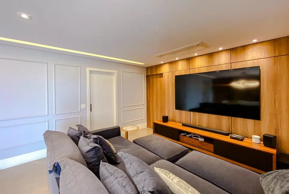 Foto 7 de Apartamento com 3 quartos à venda, 168m2 em Vila Mariana, São Paulo - SP