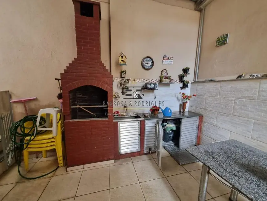 Foto 6 de Casa com 3 quartos à venda, 219m2 em Bento Ribeiro, Rio De Janeiro - RJ