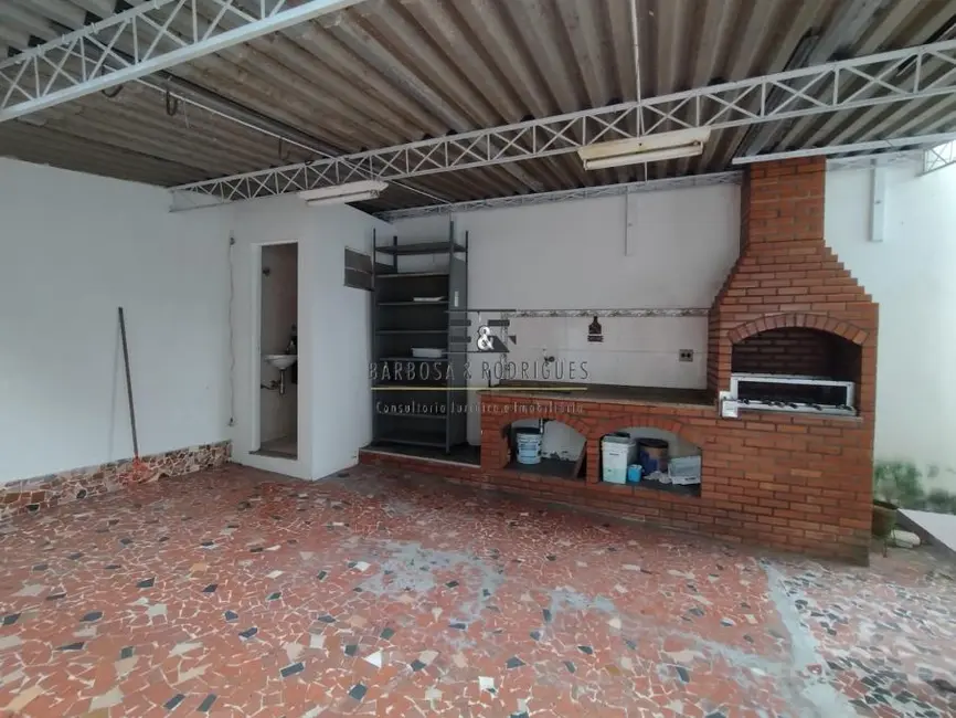 Casa com 2 quartos à venda, 200m2 em Bento Ribeiro, Rio De Janeiro - RJ - imagem 4 Foto 4 de Casa com 2 quartos à venda, 200m2 em Bento Ribeiro, Rio De Janeiro - RJ