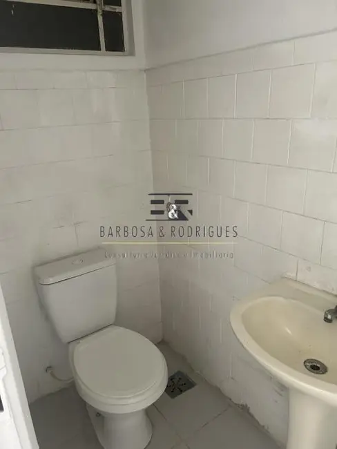 Sala Comercial para alugar, 30m2 em Madureira, Rio De Janeiro - RJ - imagem 3 Foto 3 de Sala Comercial para alugar, 30m2 em Madureira, Rio De Janeiro - RJ