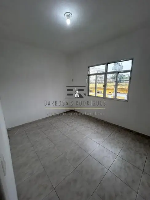 Apartamento com 1 quarto para alugar, 40m2 em Rocha Miranda, Rio De Janeiro - RJ - imagem 3 Foto 3 de Apartamento com 1 quarto para alugar, 40m2 em Rocha Miranda, Rio De Janeiro - RJ